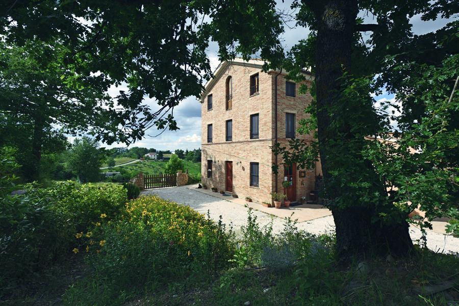 Agriturismo Agra Mater Villa Colmurano Buitenkant foto